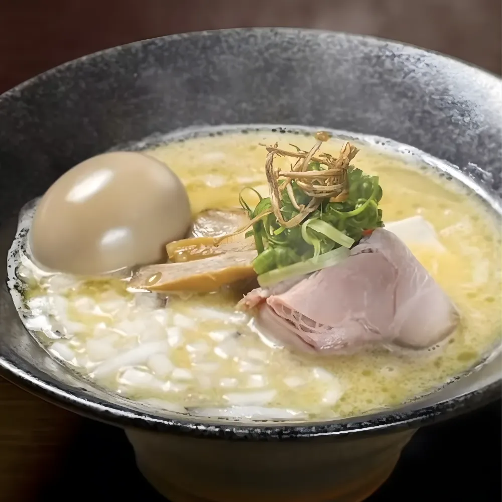 「あの一杯が、こんなに心を満たすなんて」——<br>『麺道 金獅子』で味わった、<br>家族で過ごす、ちょっといい日常