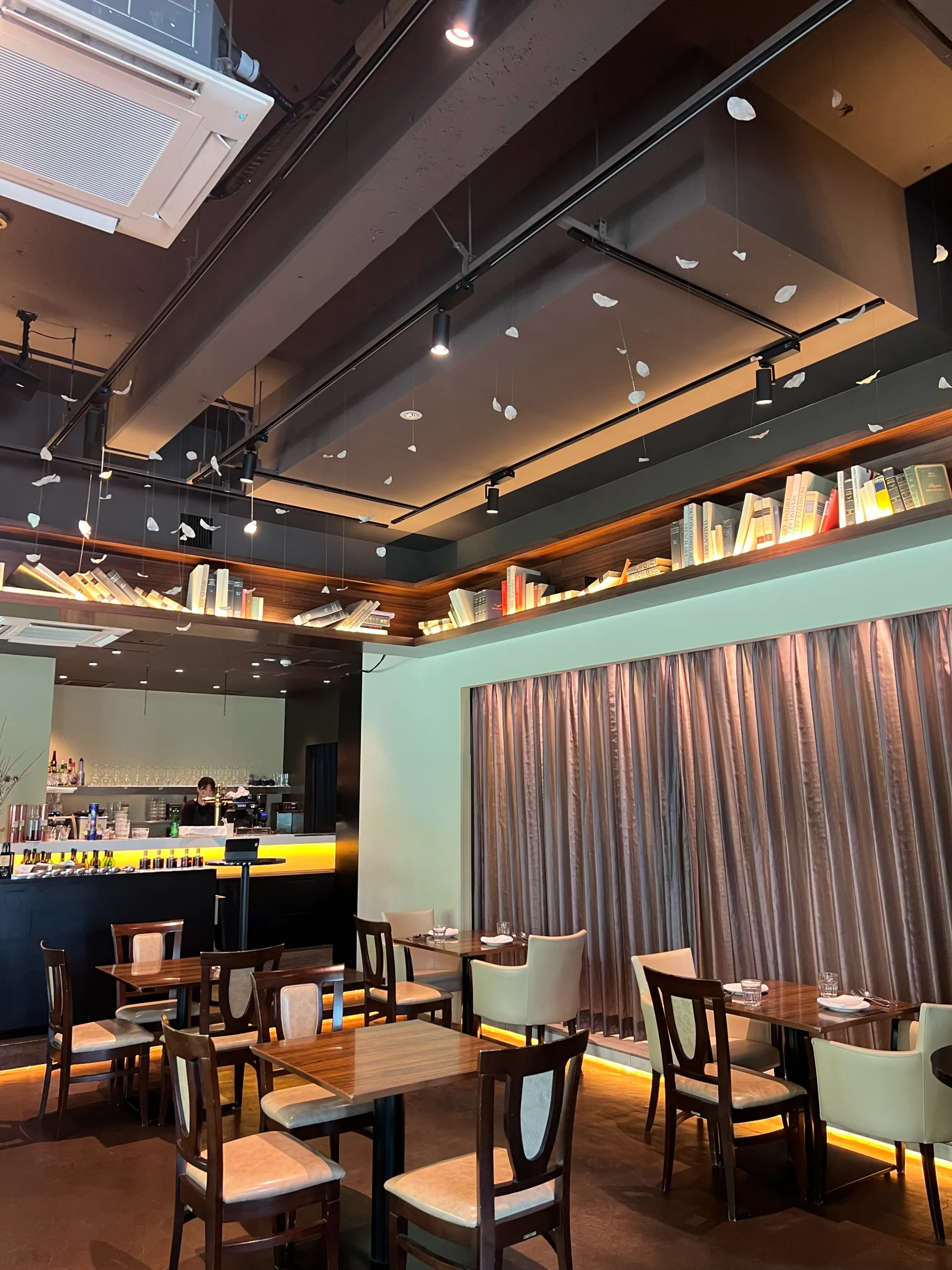 お台場海浜公園駅から徒歩2分！<br>「Restaurant CARESS」でイタリアンランチを楽しんできた🍽️