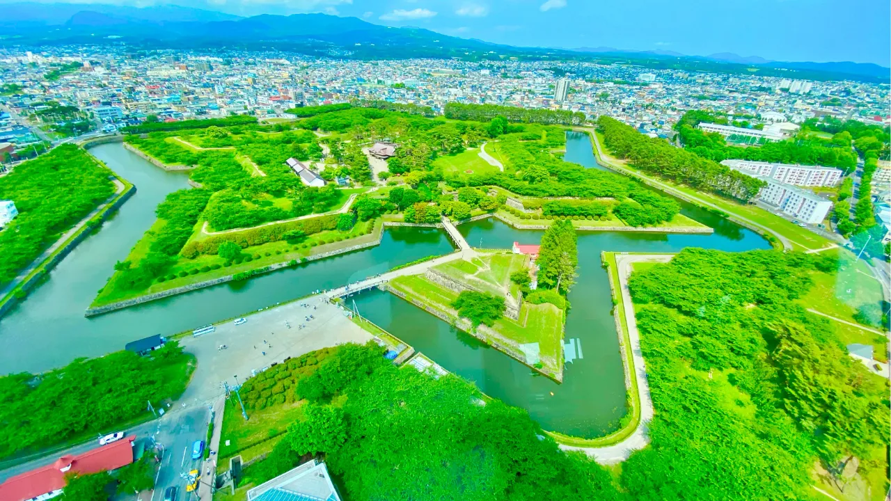 ここ、見たことある！作品の世界を感じるアニメ聖地巡り