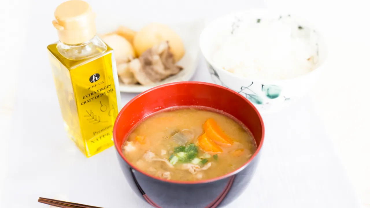 食生活を見直したいと思ったら。いつもの油から変えてみませんか？